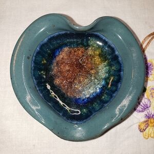 Beautiful Art Pottery Trinket Dish Wedgewood Blue Crackled Glass Heart Shape